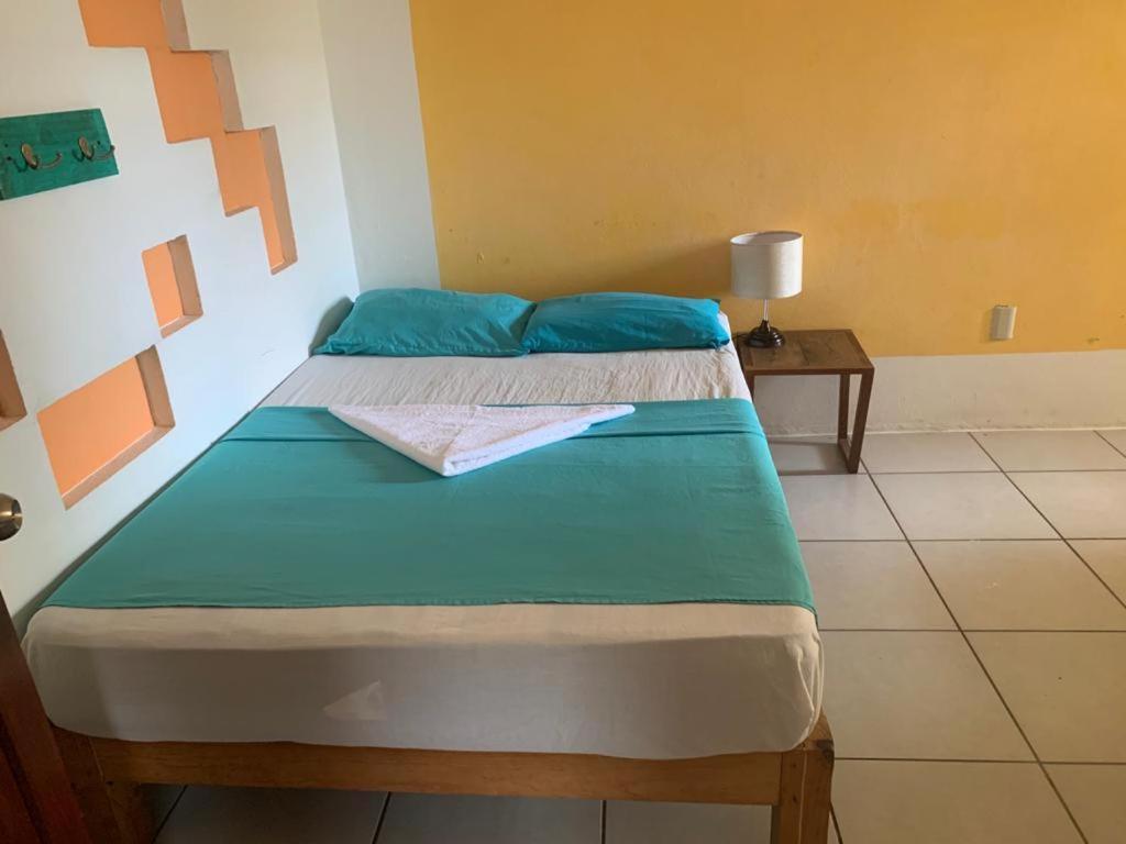 Brisamar Guesthouse פוארטו אסקונדידו מראה חיצוני תמונה
